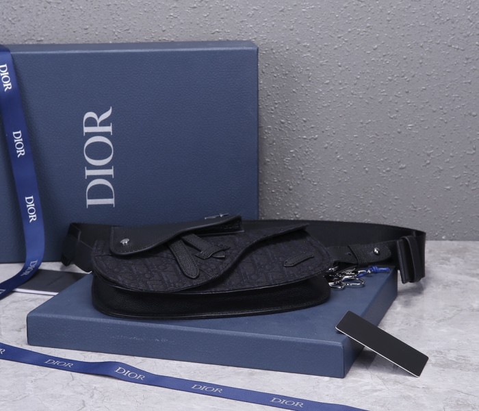 Handbag   Dior  1ADPO095  size  24*17.5*3 cm
