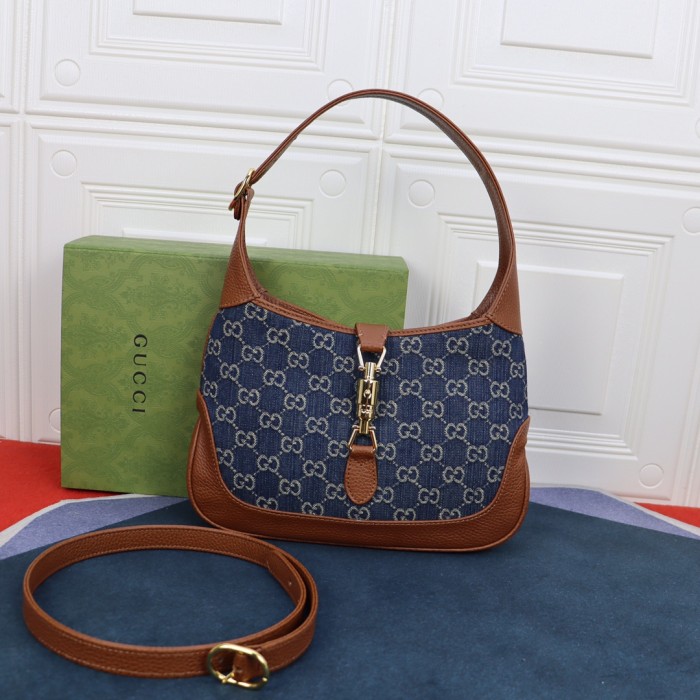 Handbag  Gucci  636706  size  28*19*4.5 cm