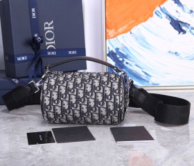  Handbag   Dior  93312  size  17*11  cm