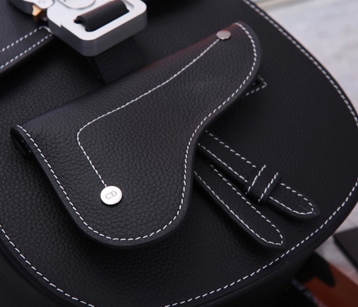 Handbag   Dior  93313  size  19x27.5x11.5 cm