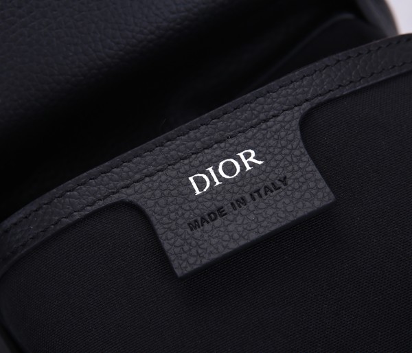 Handbag   Dior  93313  size  19x27.5x11.5 cm