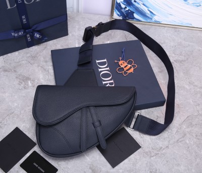 Handbag   Dior   93305  size  20x28.6x5 cm