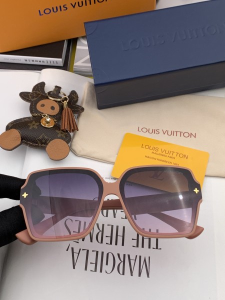Sunglasses Louis Vuitton L2805