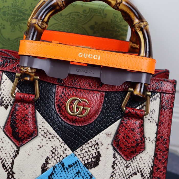 Handbag  Gucci  655661  size  20*16*10  cm