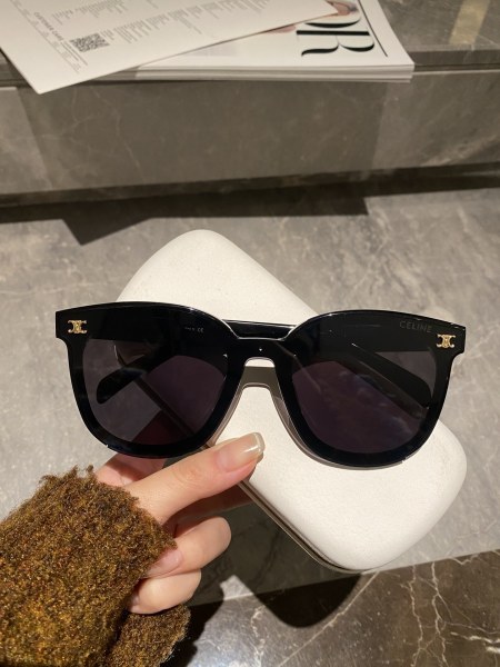 Sunglasses Celine CL40369 SIZE:57 19-145