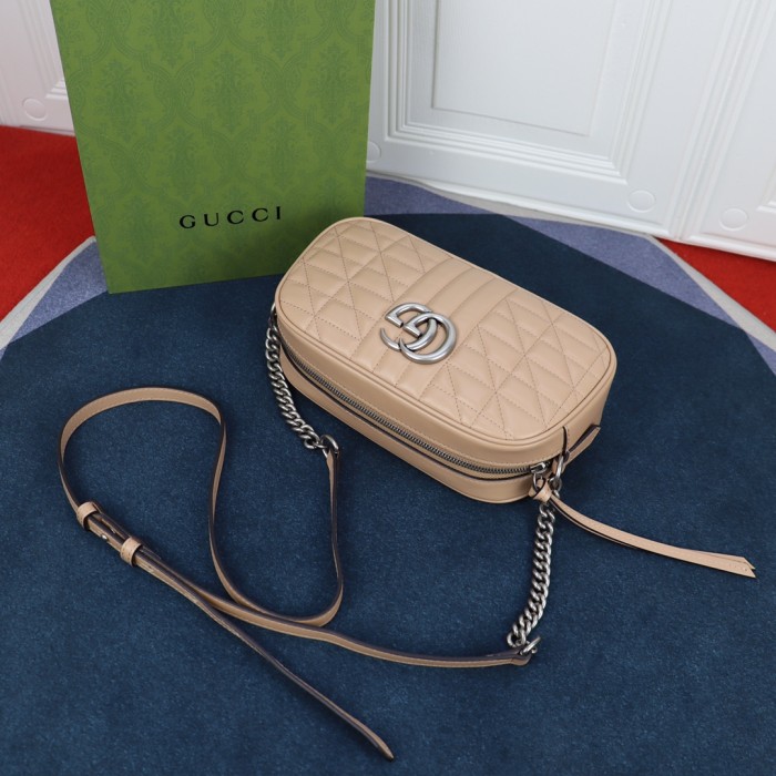 Handbag  Gucci 447632  size  24X12X7 cm