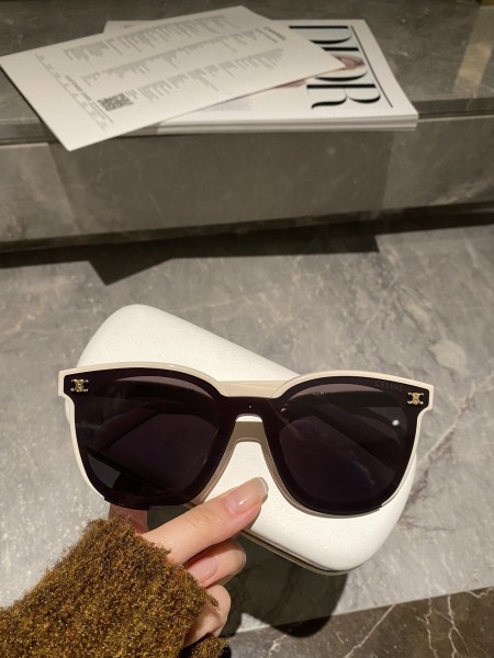 Sunglasses Celine CL40369 SIZE:57 19-145