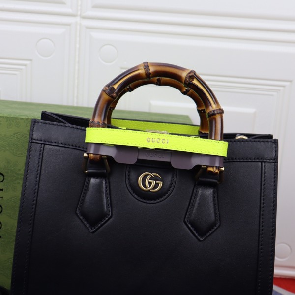 Handbag  Gucci   660195  size  27*24*11  cm
