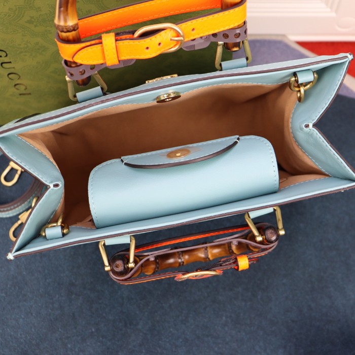 Handbag  Gucci  660195  size  27*24*11  cm