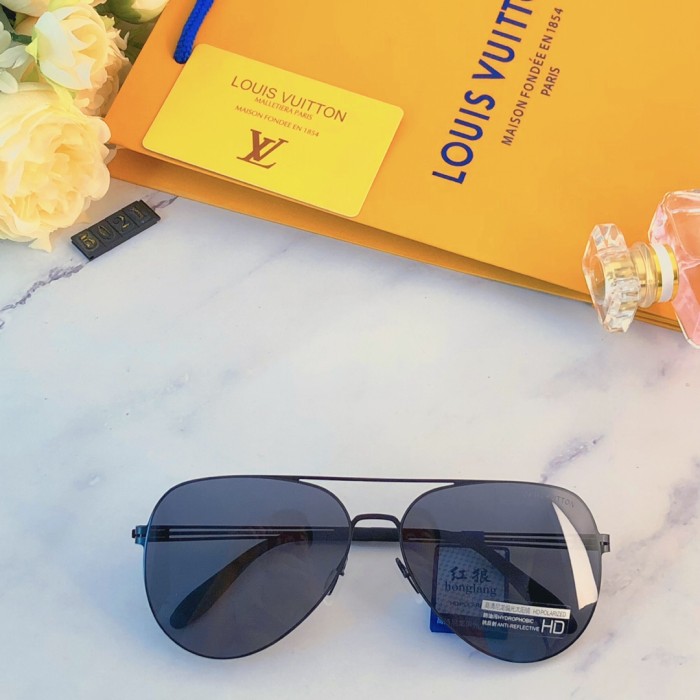 Sunglasses Fendi LV5021