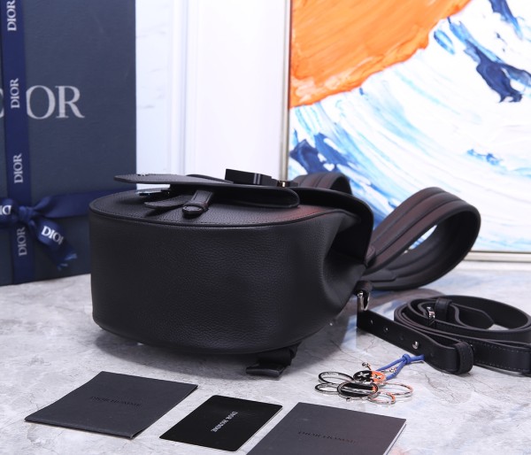 Handbag   Dior  93313  size  19x27.5x11.5 cm