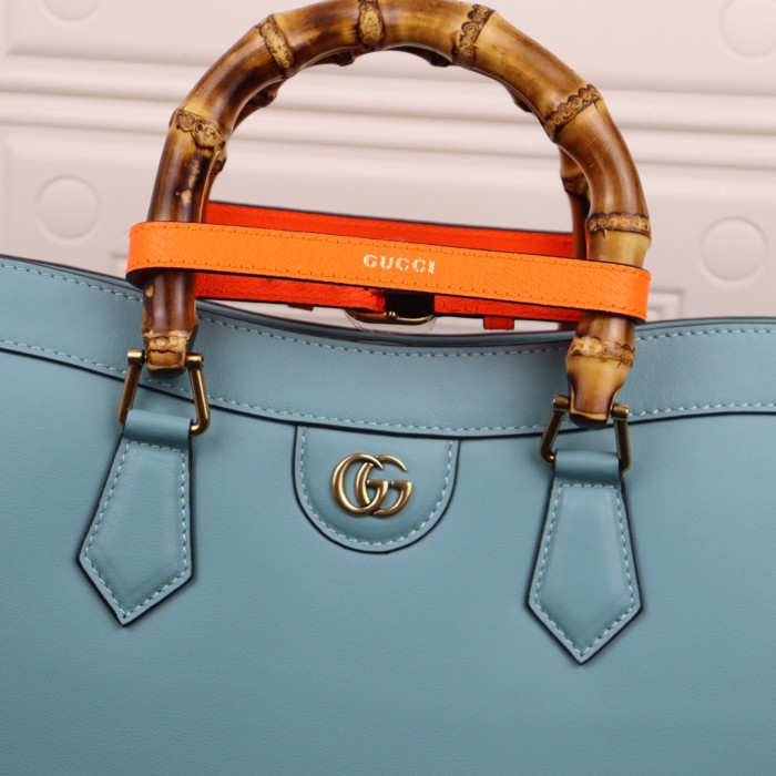 Handbag  Gucci   655658  size 35*30*14  cm