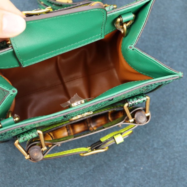 Handbag  Gucci   655661  size  20*16*10  cm