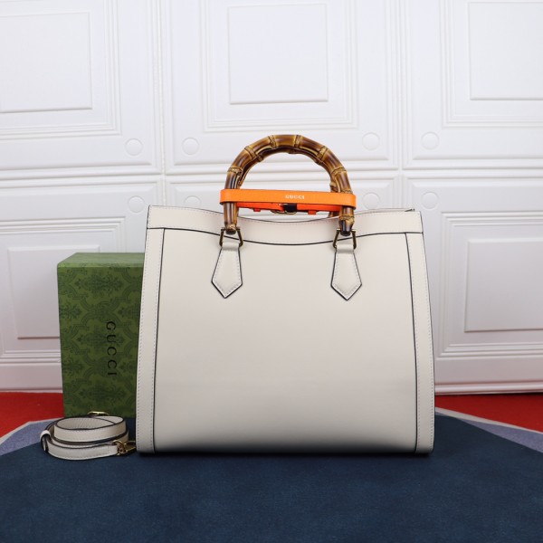 Handbag  Gucci  655658  size  35*30*14  cm