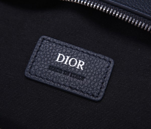 Handbag   Dior   93305  size  20x28.6x5 cm