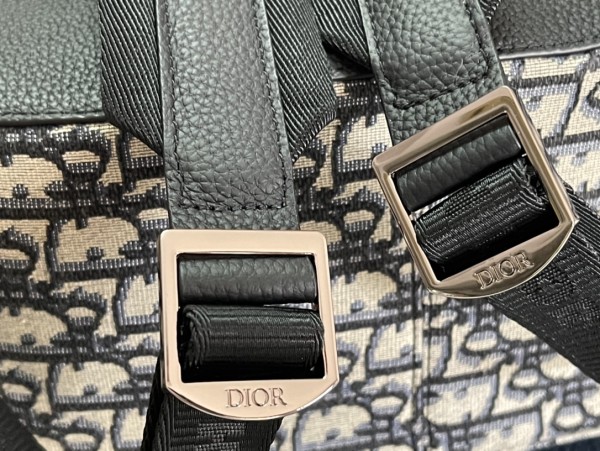 Handbag   Dior  93356  size  40-28-14  cm