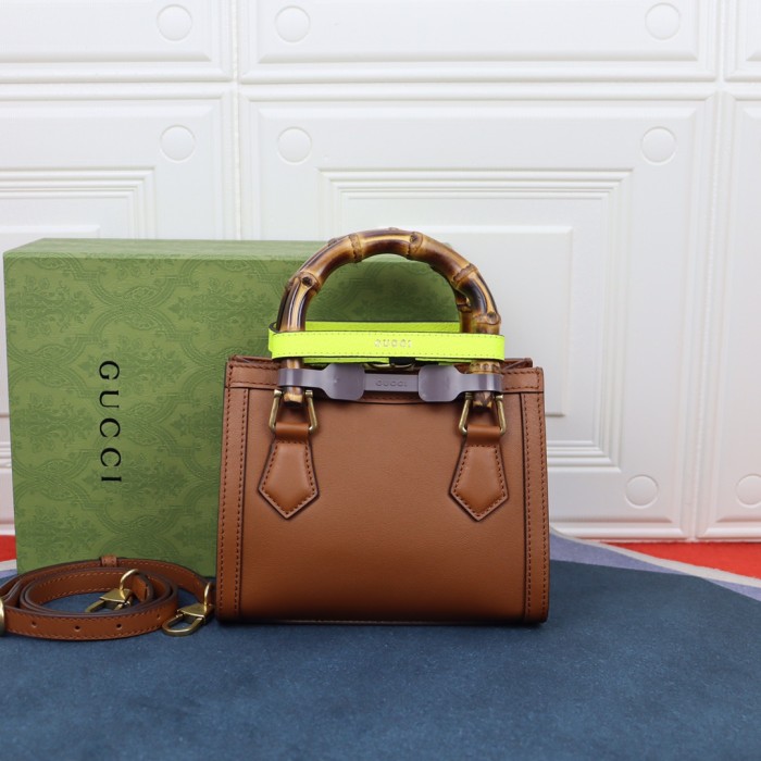 Handbag  Gucci  655661  size  20X16X10 cm