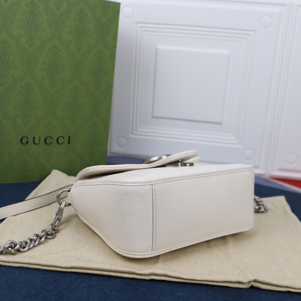 Handbag  Gucci  583571  size  21X15.5X8 cm
