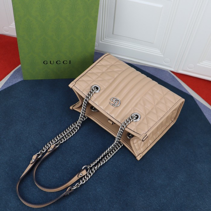 Handbag  Gucci  681483  size  26.5X19X11 cm