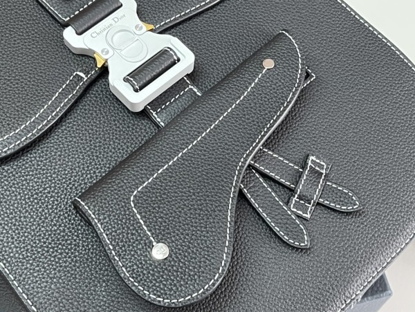 Handbag   Dior  93356  size  40-28-14  cm