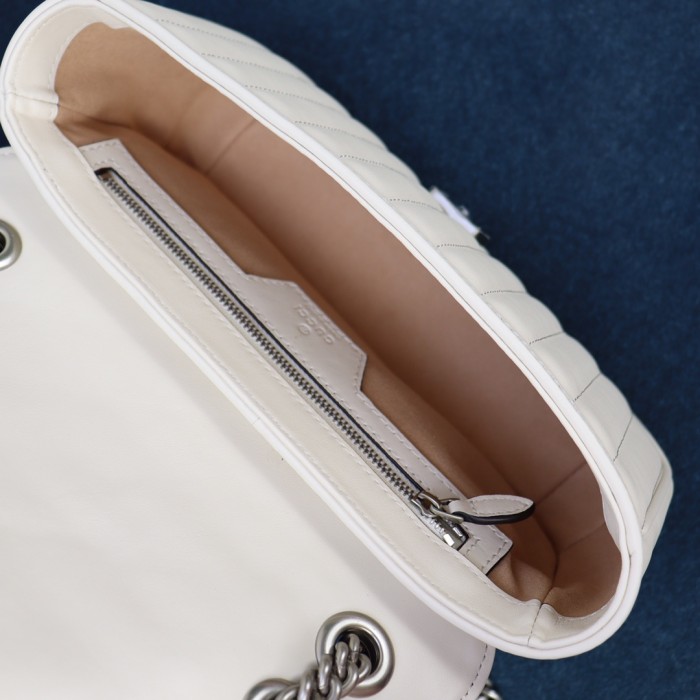 Handbag  Gucci  443497  size  26X15X7 cm