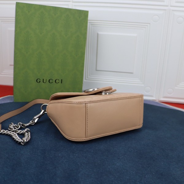 Handbag  Gucci  583571  size  21X15.5X8 cm
