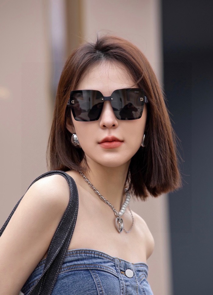 sunglasses Dior 7115