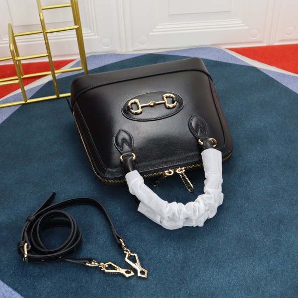 Handbag  Gucci  621220  size  25X24X9 cm