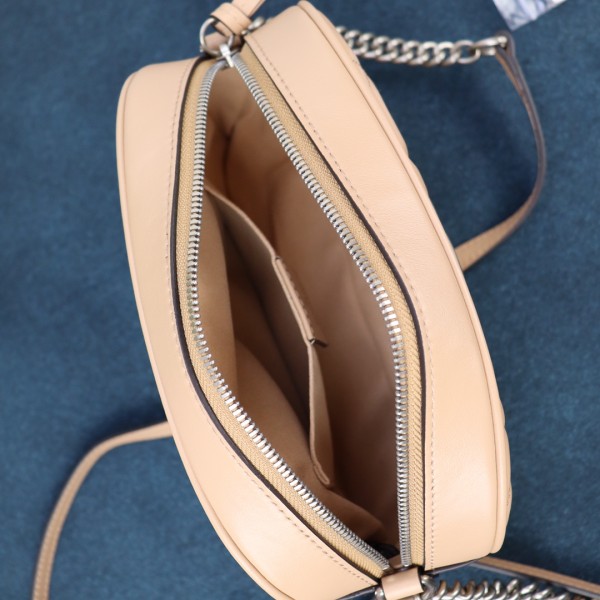 Handbag  Gucci 447632  size  24X12X7 cm