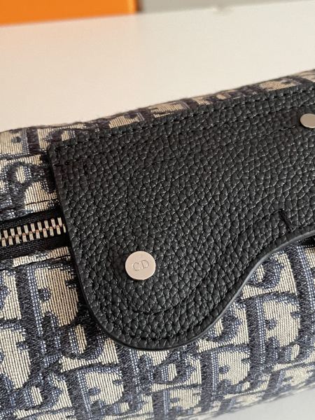 Handbag   Dior  93335  size  22 x 10.5x 12.5  cm