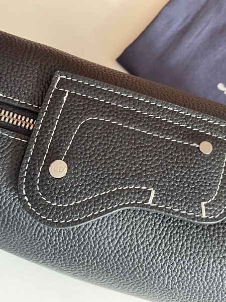 Handbag   Dior  93336  size  22 x 10.5x 12.5  cm