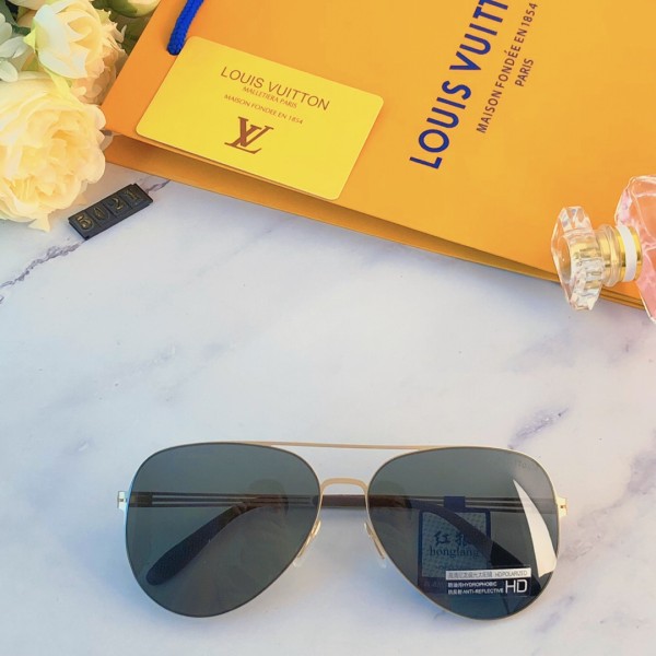 Sunglasses Fendi LV5021