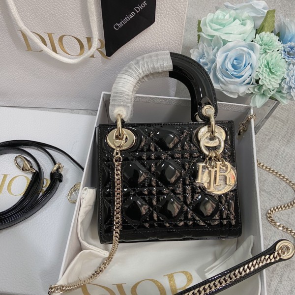 Handbag   Dior  6603  size  17 cm 