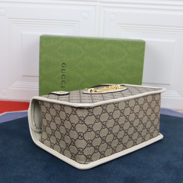 Handbag  Gucci  size  627323  size  27.5X17.5X11 cm