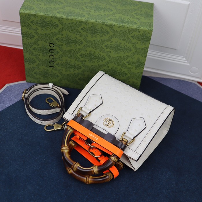 Handbag  Gucci  655661  size  20*16*10  cm