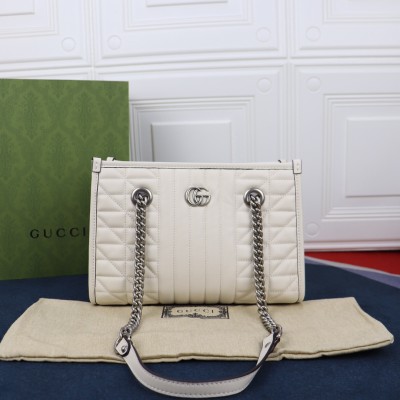 Handbag  Gucci 681483  size  26.5X19X11 cm