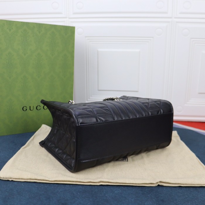 Handbag  Gucci  681483  size  26.5X19X11 cm