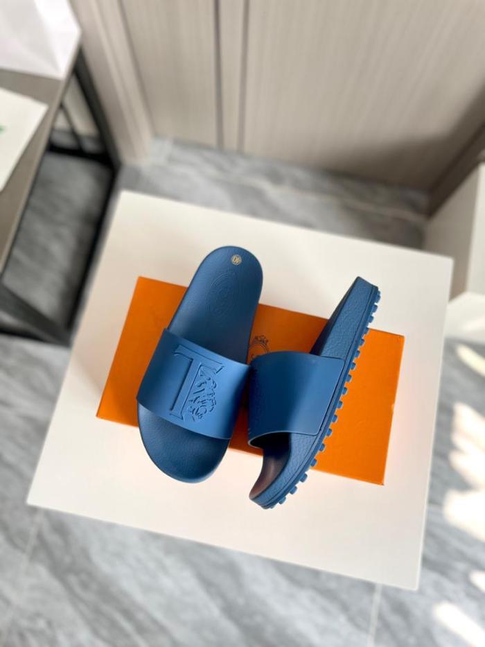 TOD'S Logo Embossed Slip On Slides