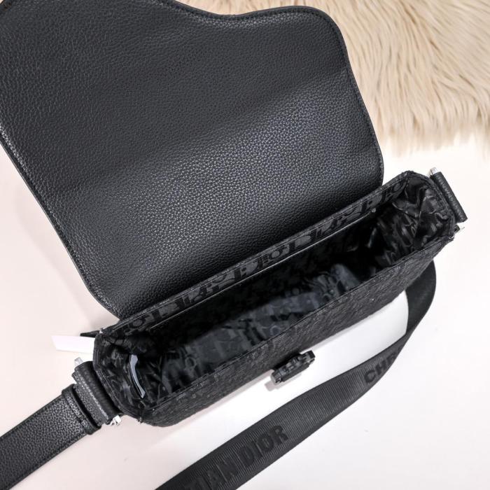 Handbag Dior D8015 size 23*18*6 cm
