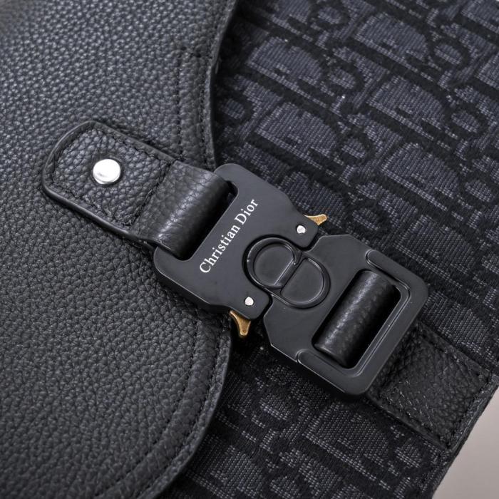 Handbag Dior D8015 size 23*18*6 cm