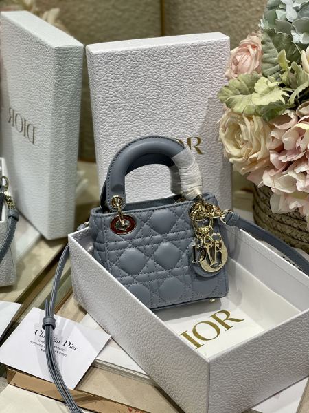 Handbag   Dior  6601  size  12*10*5 cm