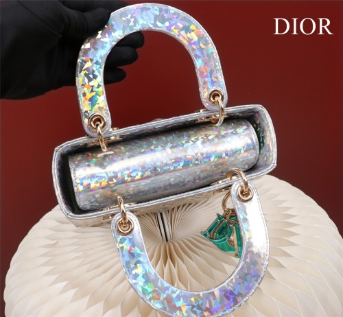 Handbag   Dior  size 20.5*8.5*17 cm