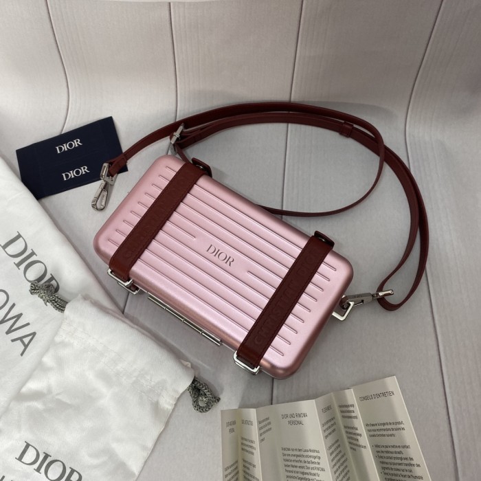 Handbag   Dior  size  13*20*6.5 CM