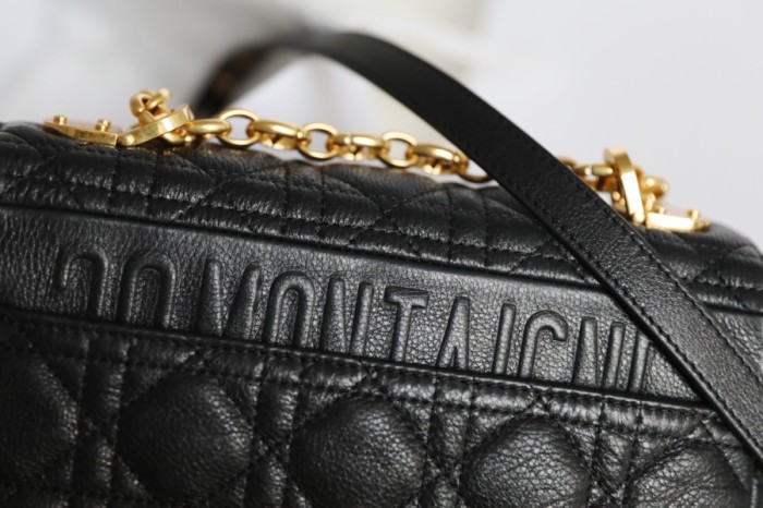 Handbag   Dior  3360  size  20x12x7 cm