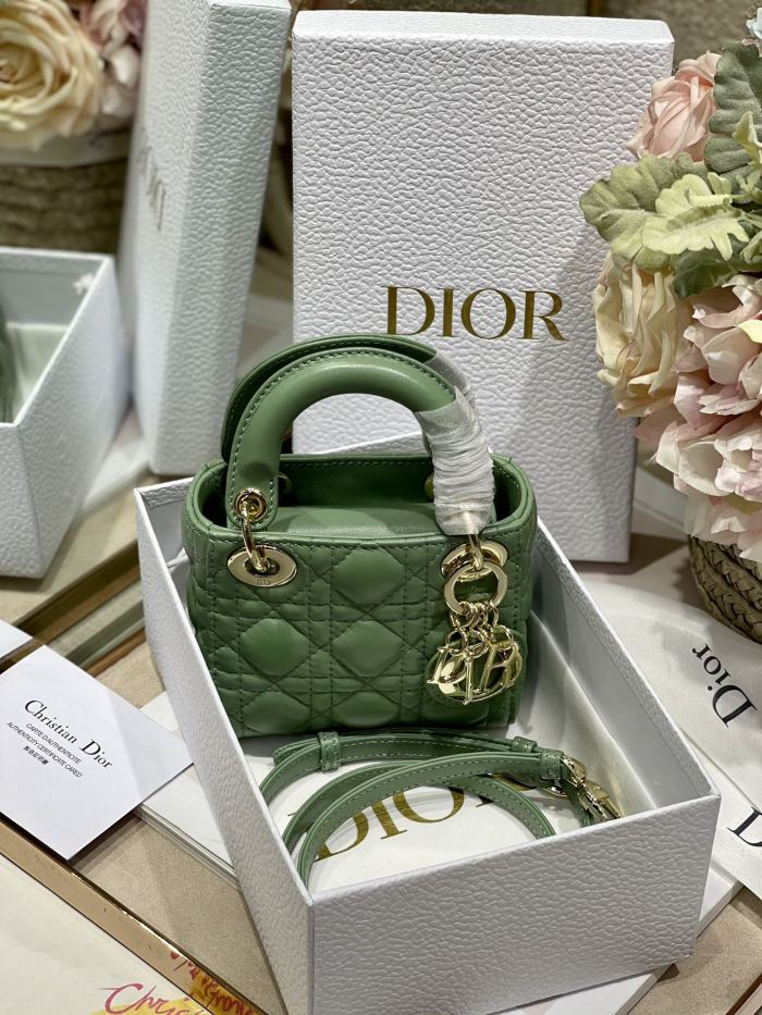 Handbag   Dior  6601  size 12*10*5 cm