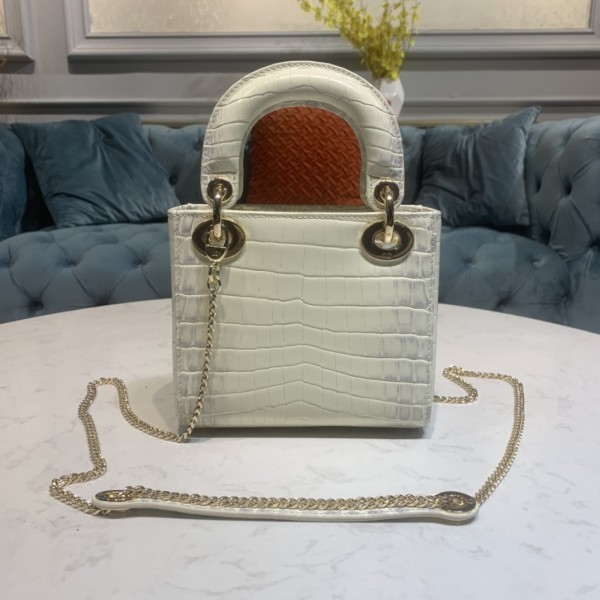 Handbag   Dior  6603  size   17 x 7.5x 14 cm