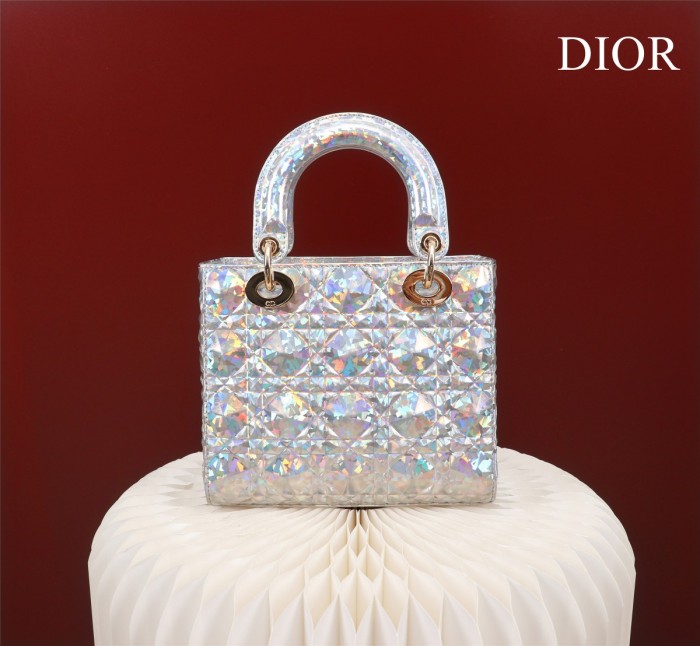Handbag   Dior  size 20.5*8.5*17 cm