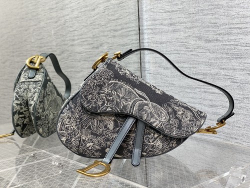 Handbag   Dior  size  25.5 cm