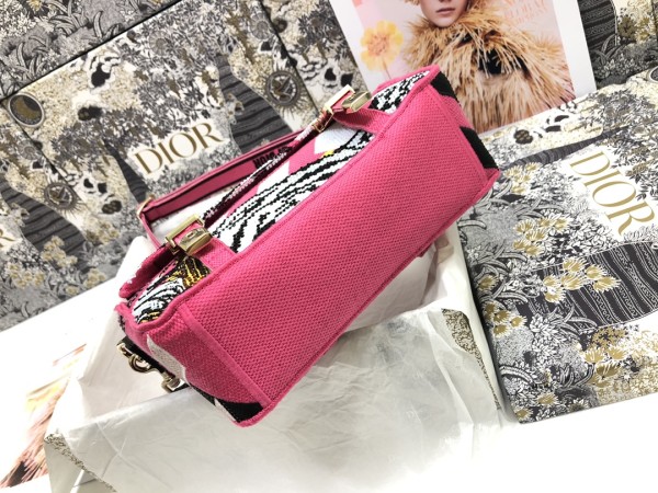 Handbag   Dior  M1241  size 