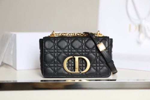 Handbag   Dior  3360  size  20x12x7 cm